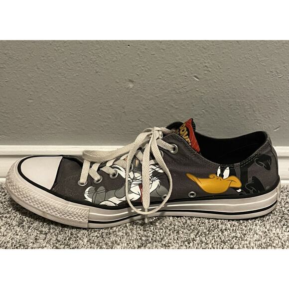 Converse Looney Tunes Chuck Taylor Low All Star Bugs Bunny Daffy Duck M11 W13 main image 6